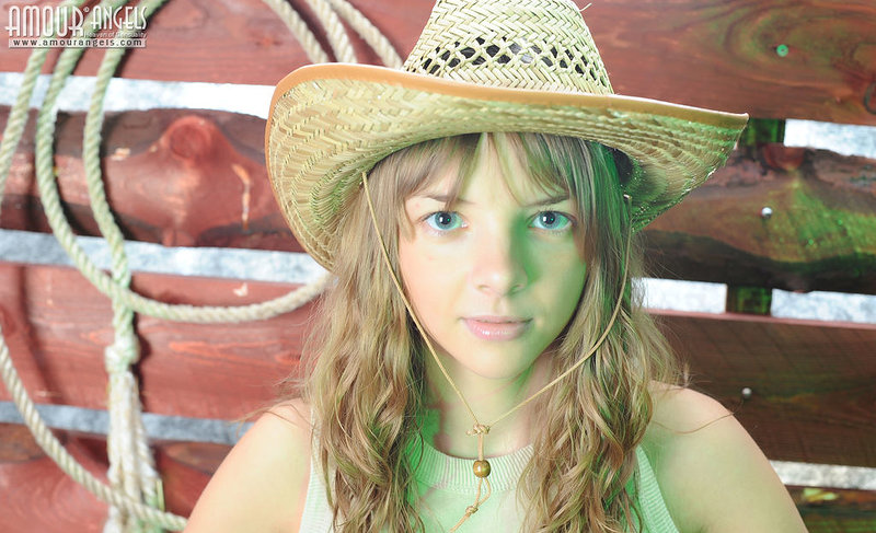 Кира, 24 года, 6 размер груди